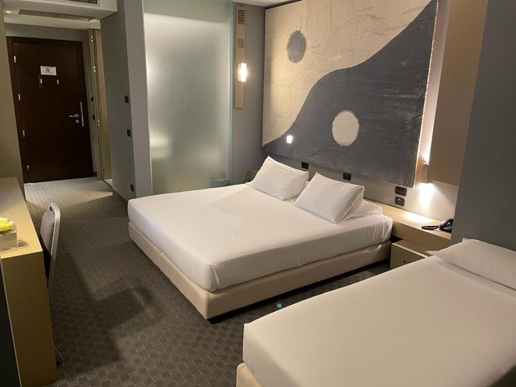 Bes Hotel Cremona Soncino Exterior foto